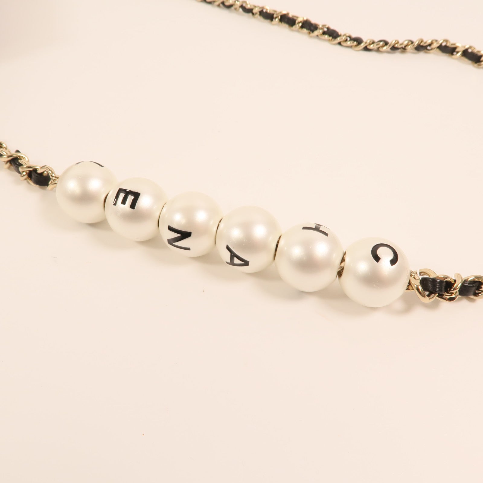 CHANEL 羊皮皮革Chain Shoulder金扣鏈帶肩背袋