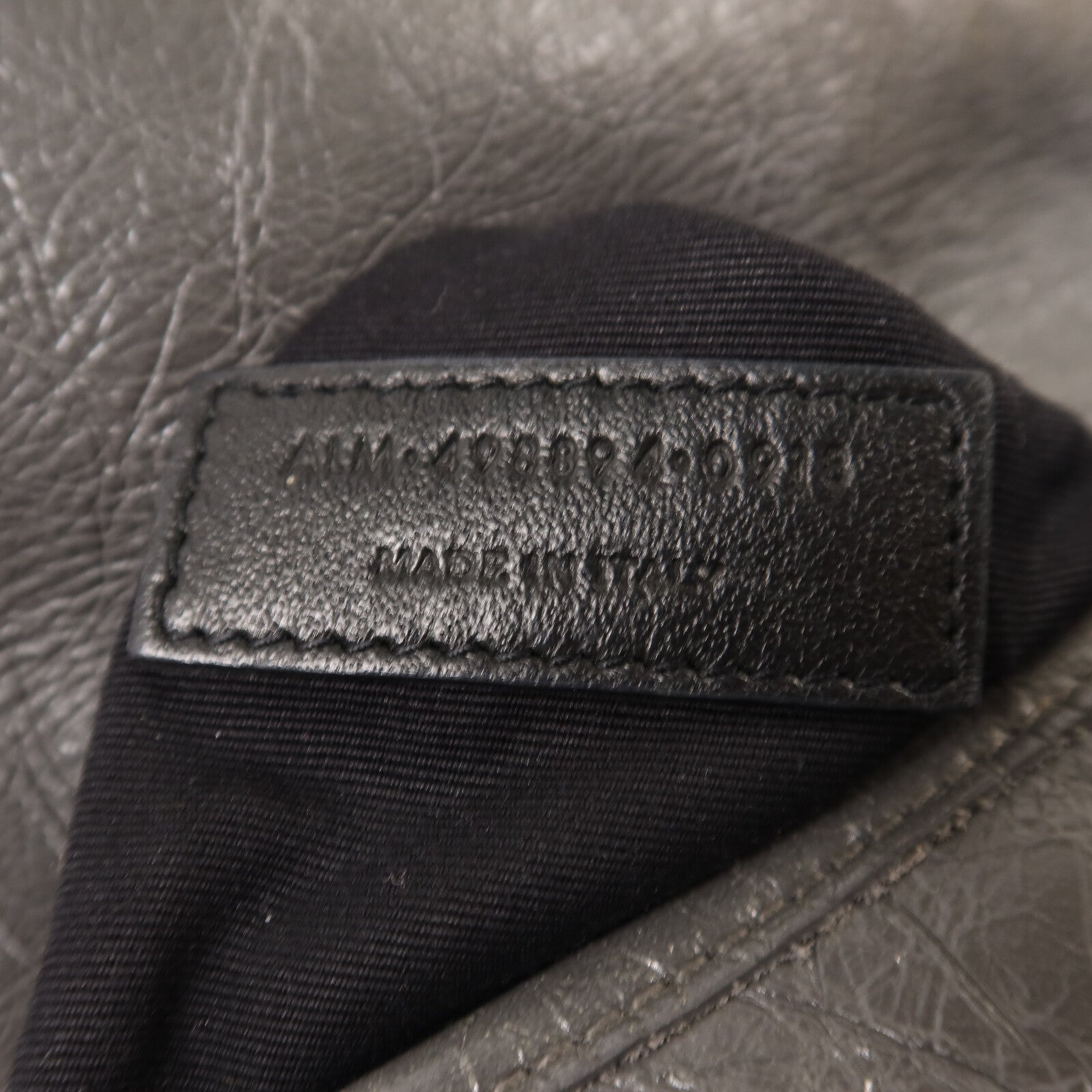 SAINT LAURENT 牛皮皮革Niki Medium鏈帶肩背袋
