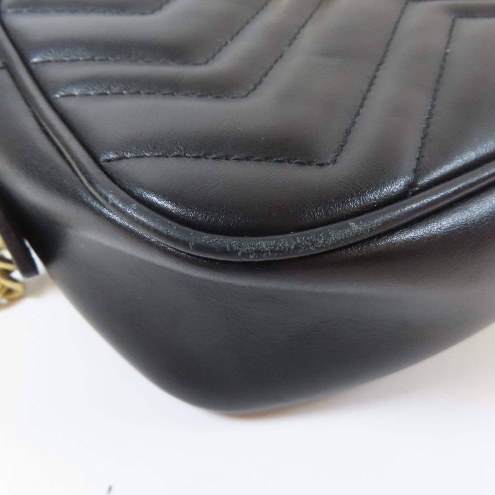 GUCCI 牛皮皮革Marmont Small金扣鏈帶肩背袋黑色