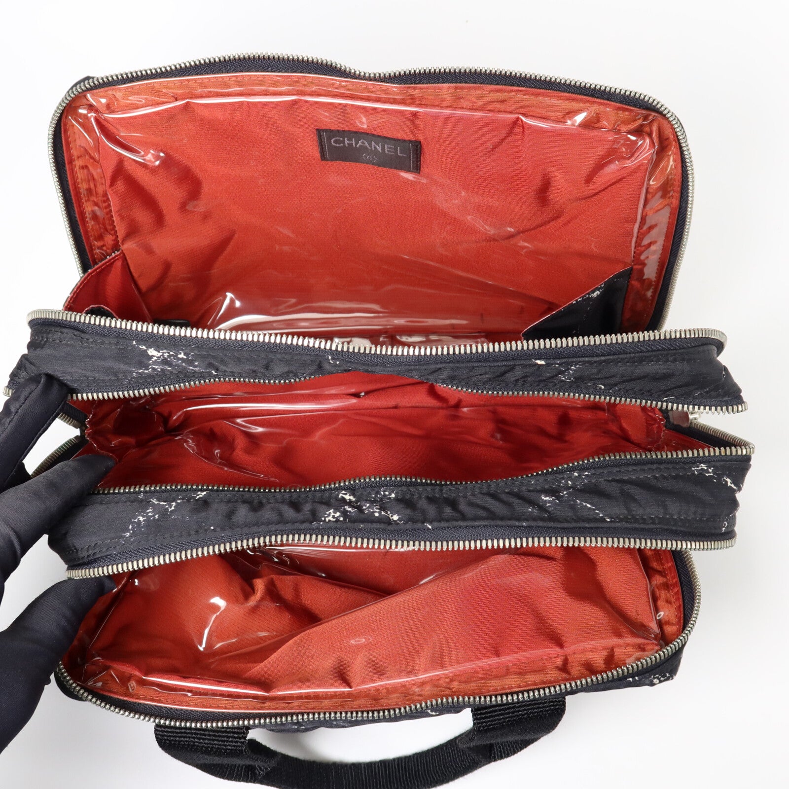 CHANEL 尼龍Travel Line Handbag手挽袋