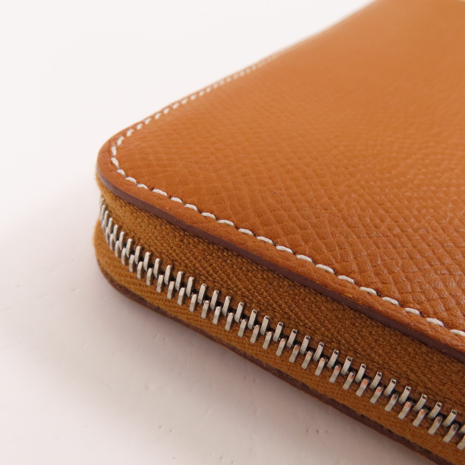 HERMES Epsom皮革Silk In Compact Wallet銀扣拉鏈長錢包Gold