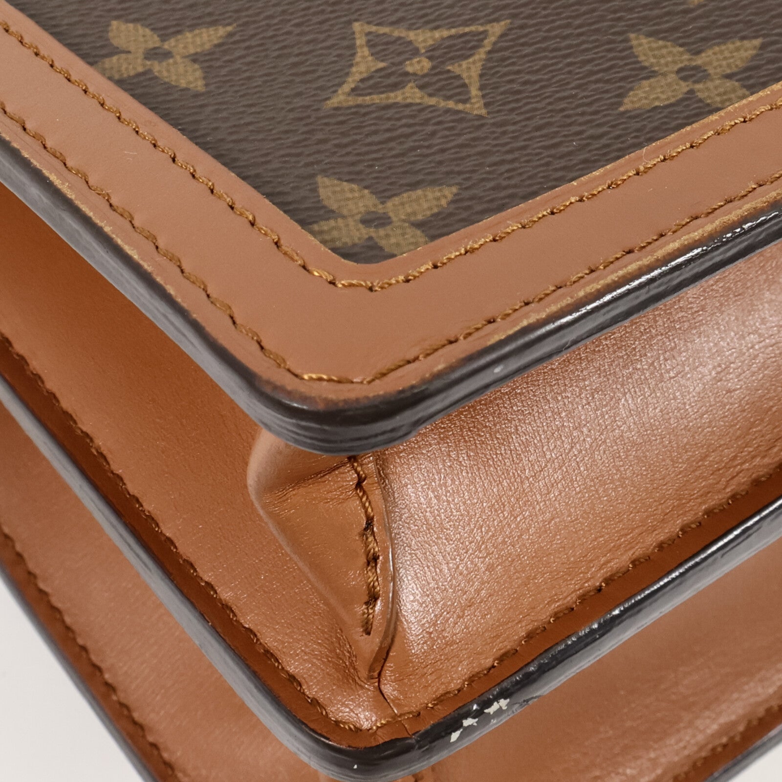 LOUIS VUITTON Monogram Reverse Dauphine MM肩背袋