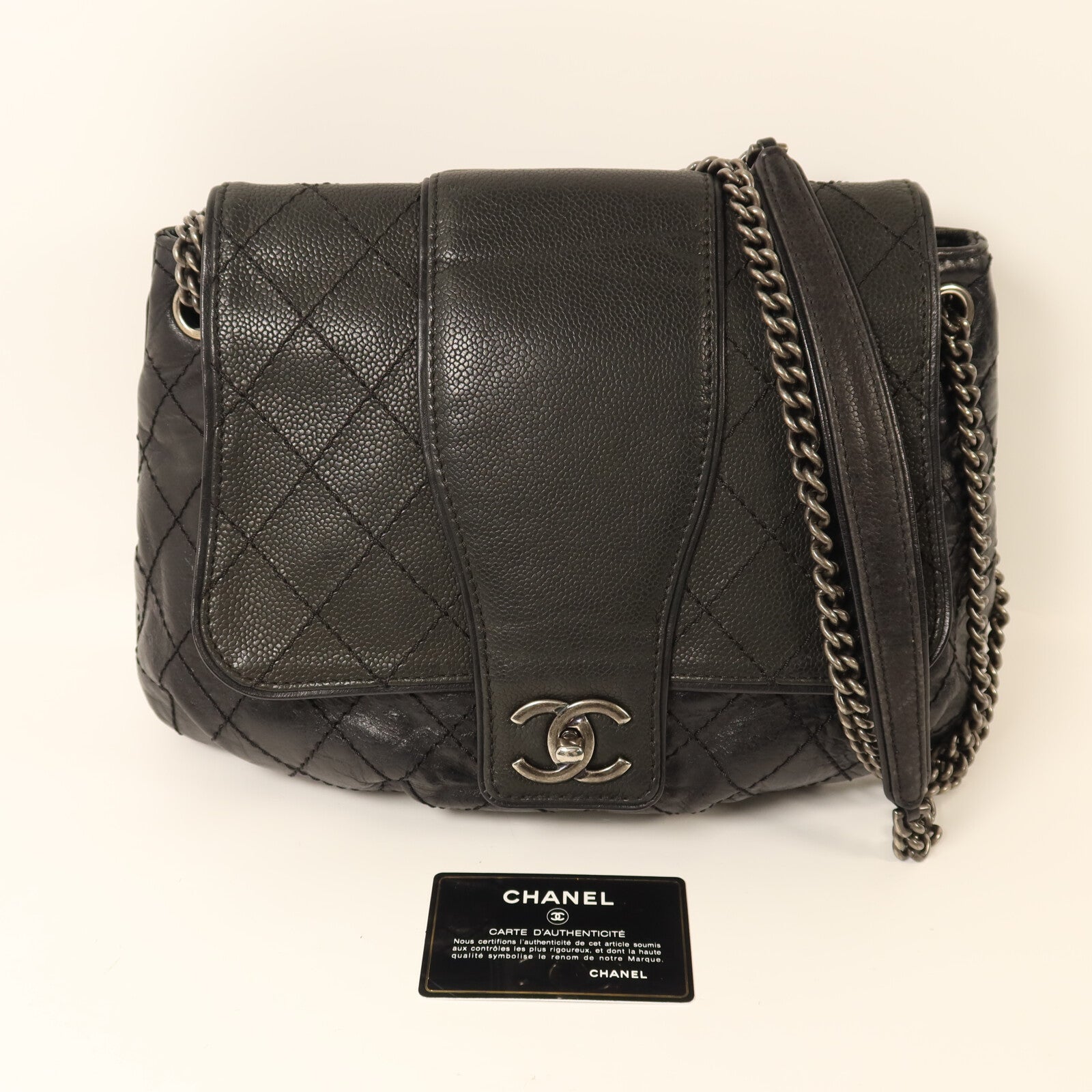 CHANEL 牛皮皮革Bubble Graphic Messenger Bag鏈帶肩背袋