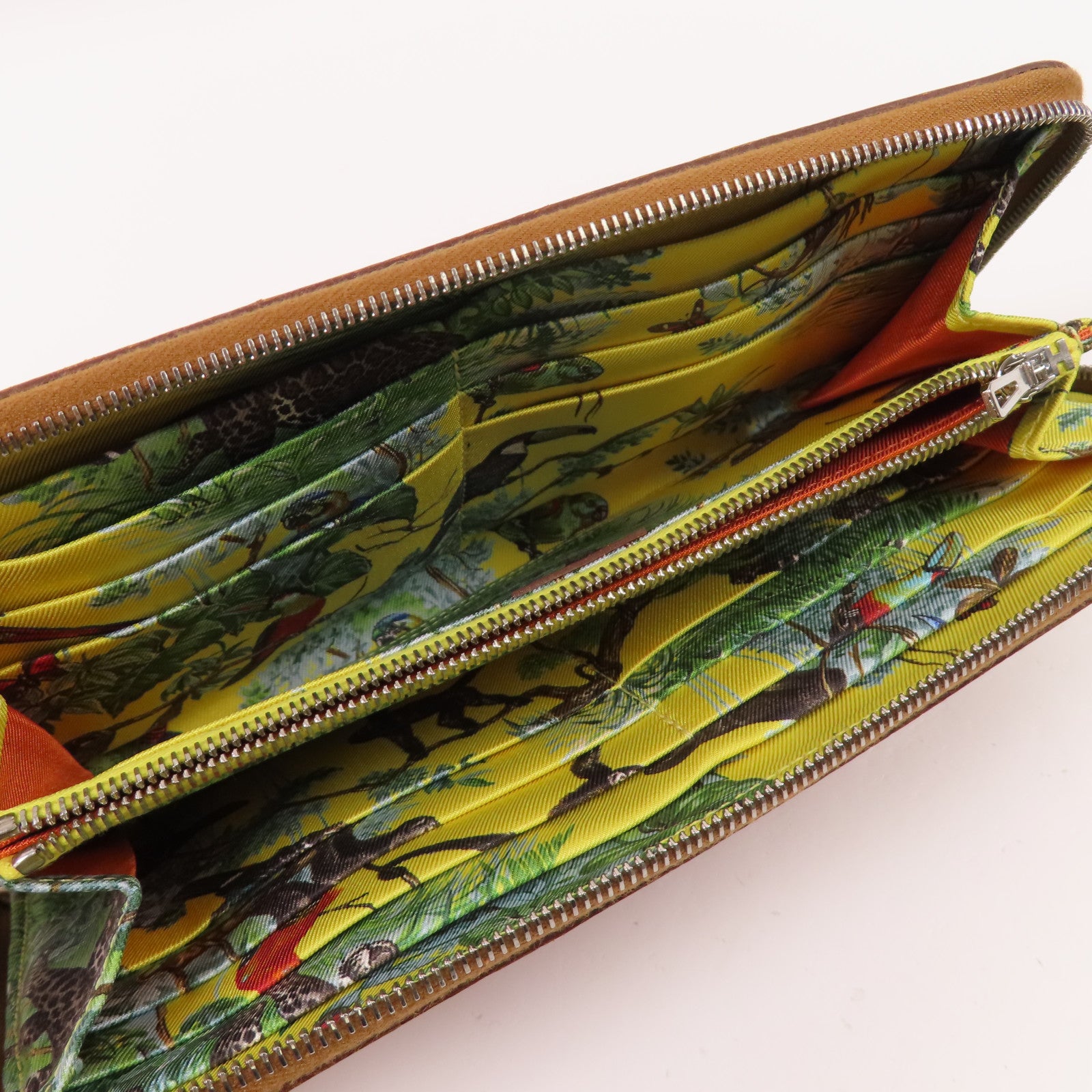 HERMES Epsom皮革Silk In Compact Wallet銀扣拉鏈長錢包Gold