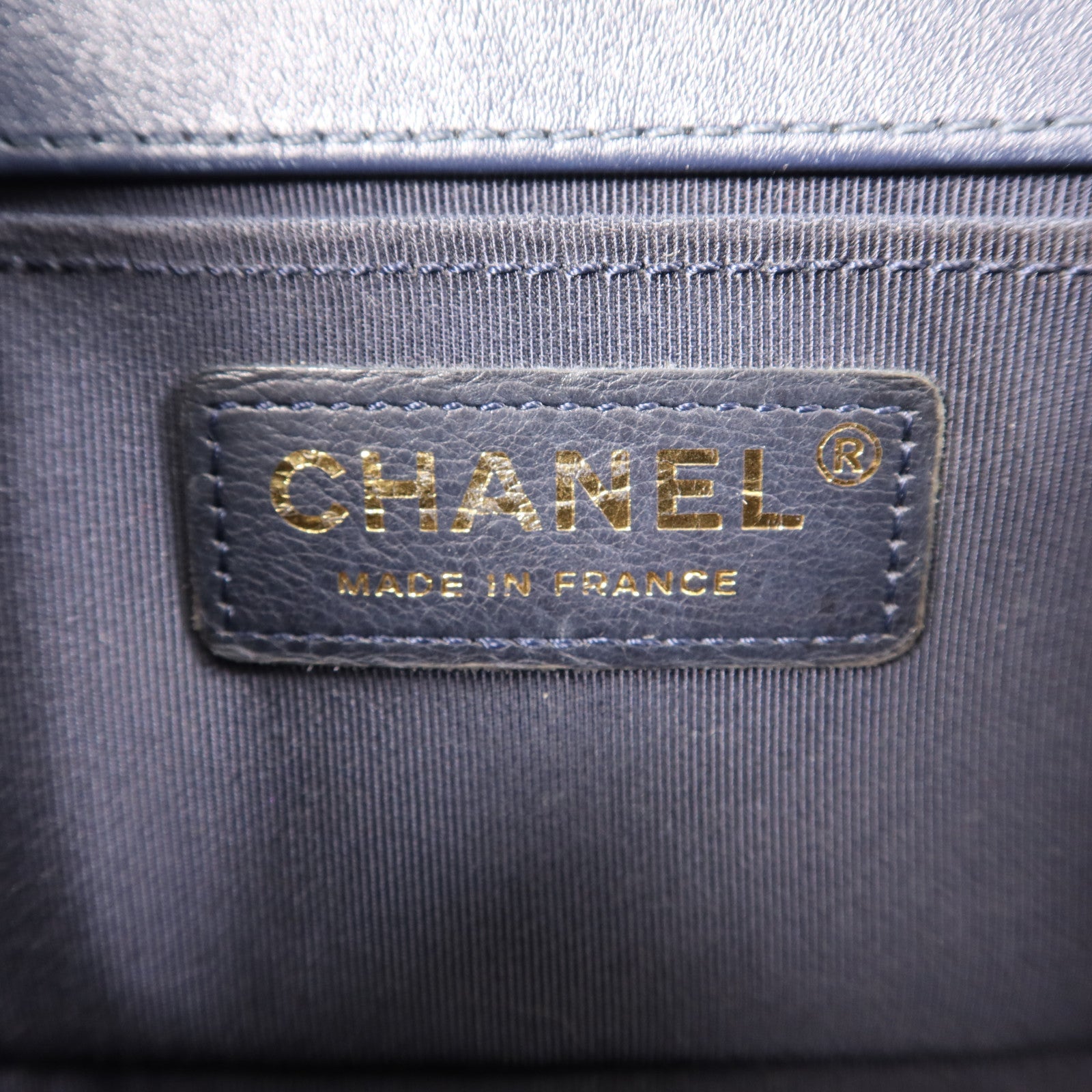 CHANEL 羊皮皮革Boy 20金扣鏈帶肩背袋