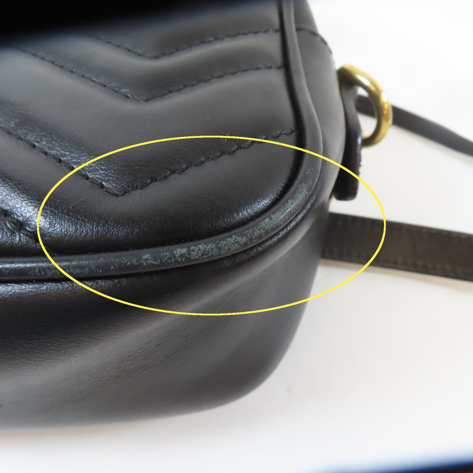 GUCCI 牛皮皮革Marmont Small金扣鏈帶肩背袋黑色