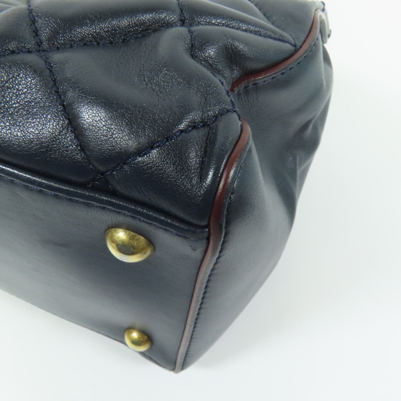 CHANEL 牛皮皮革Chain Shoulder金扣肩背袋