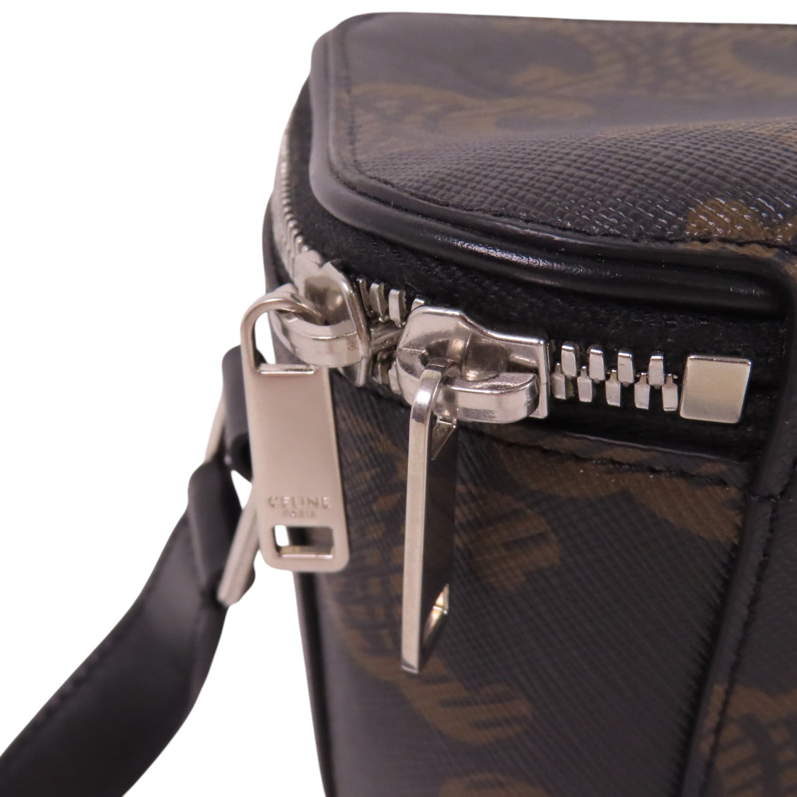 CELINE 塗層帆布Boite In Triomphe銀扣肩背袋