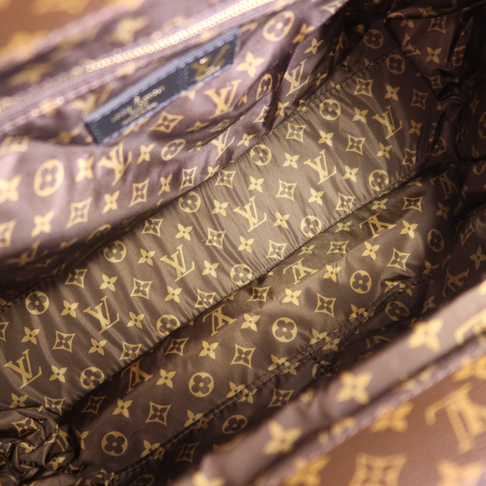 LOUIS VUITTON LV Pillow On The Go MM金扣手挽肩背兩用袋