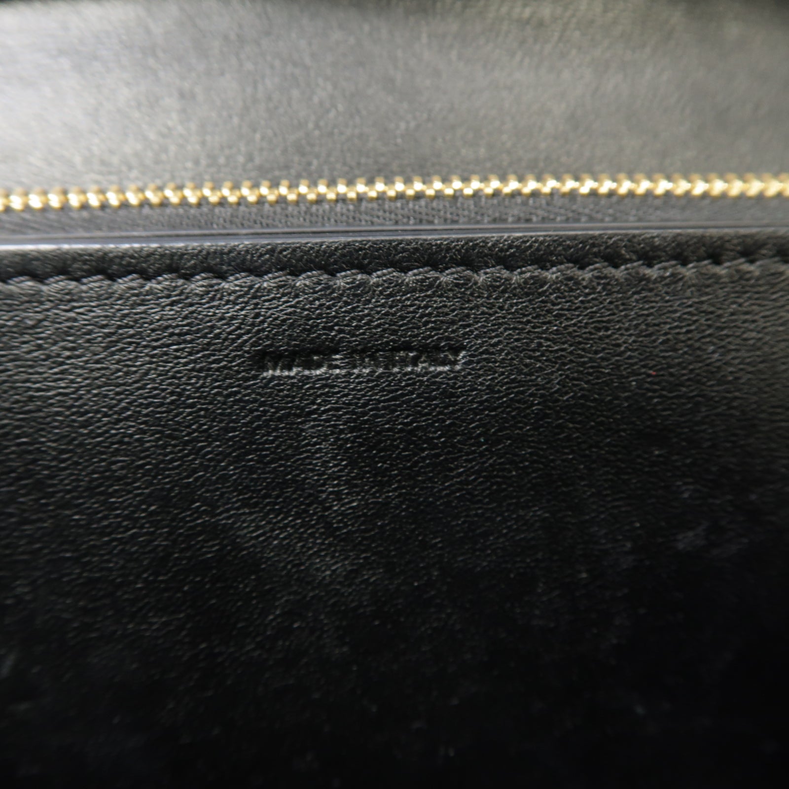 CELINE 牛皮皮革Medium Classic Box金扣肩背袋黑色