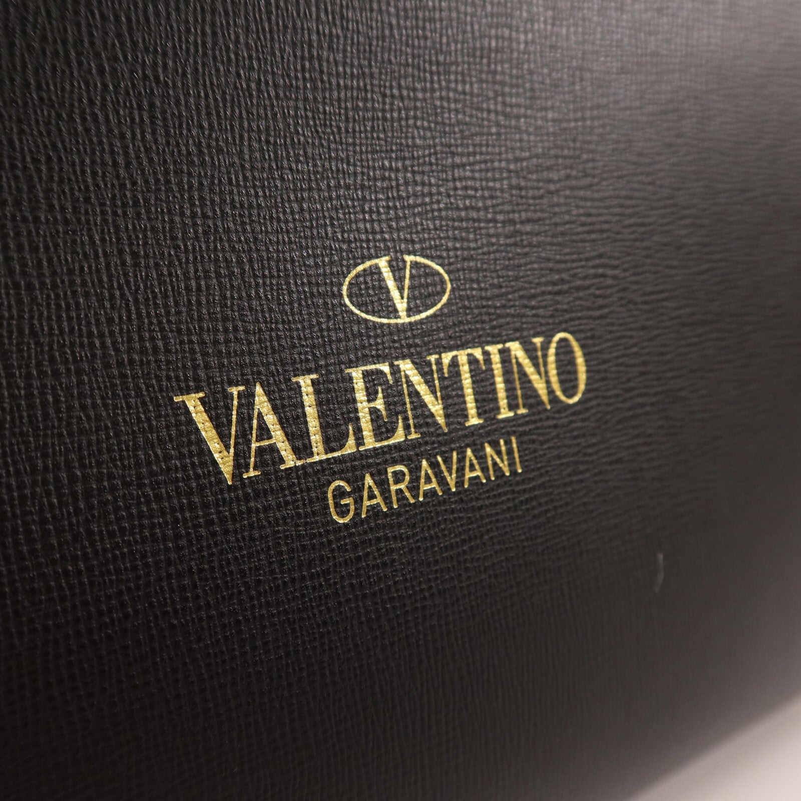 Valentino 牛皮皮革Alcove Rockstud Top Handle Medium手挽肩背兩用袋