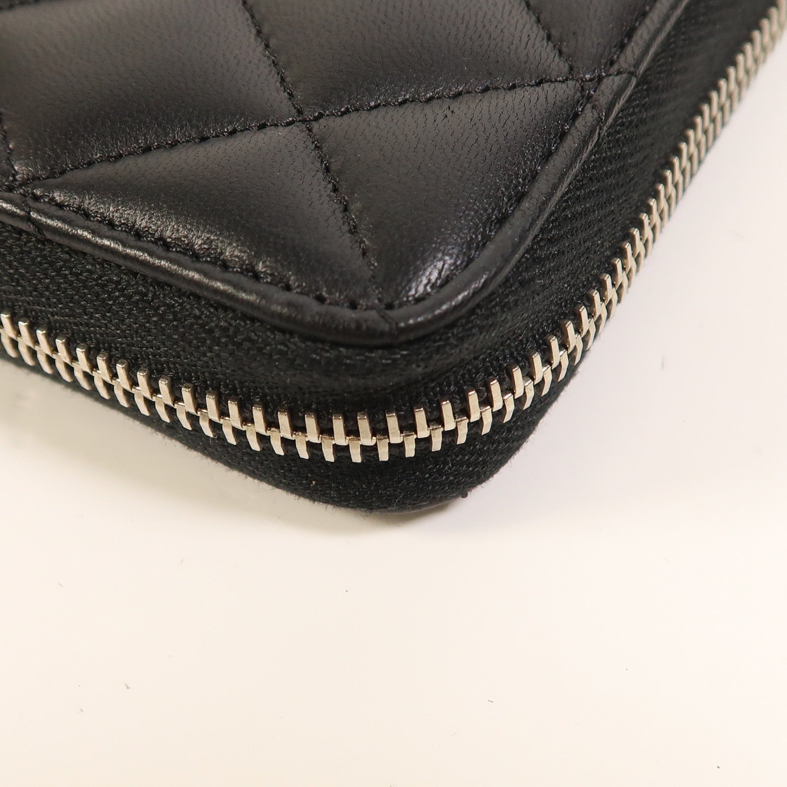 CHANEL 牛皮皮革Zipper Long Wallet銀扣長錢包