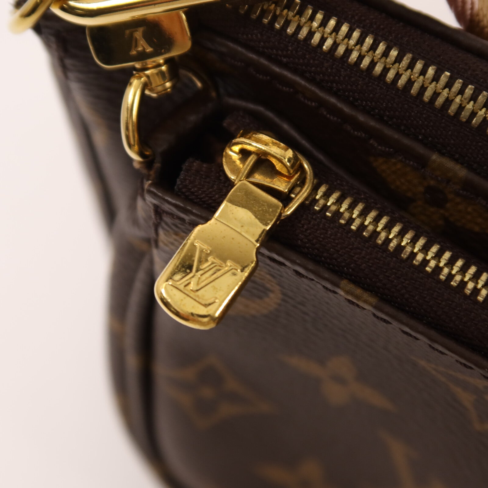 LOUIS VUITTON Monogram Multi Pochette Accessoires手挽肩背兩用袋