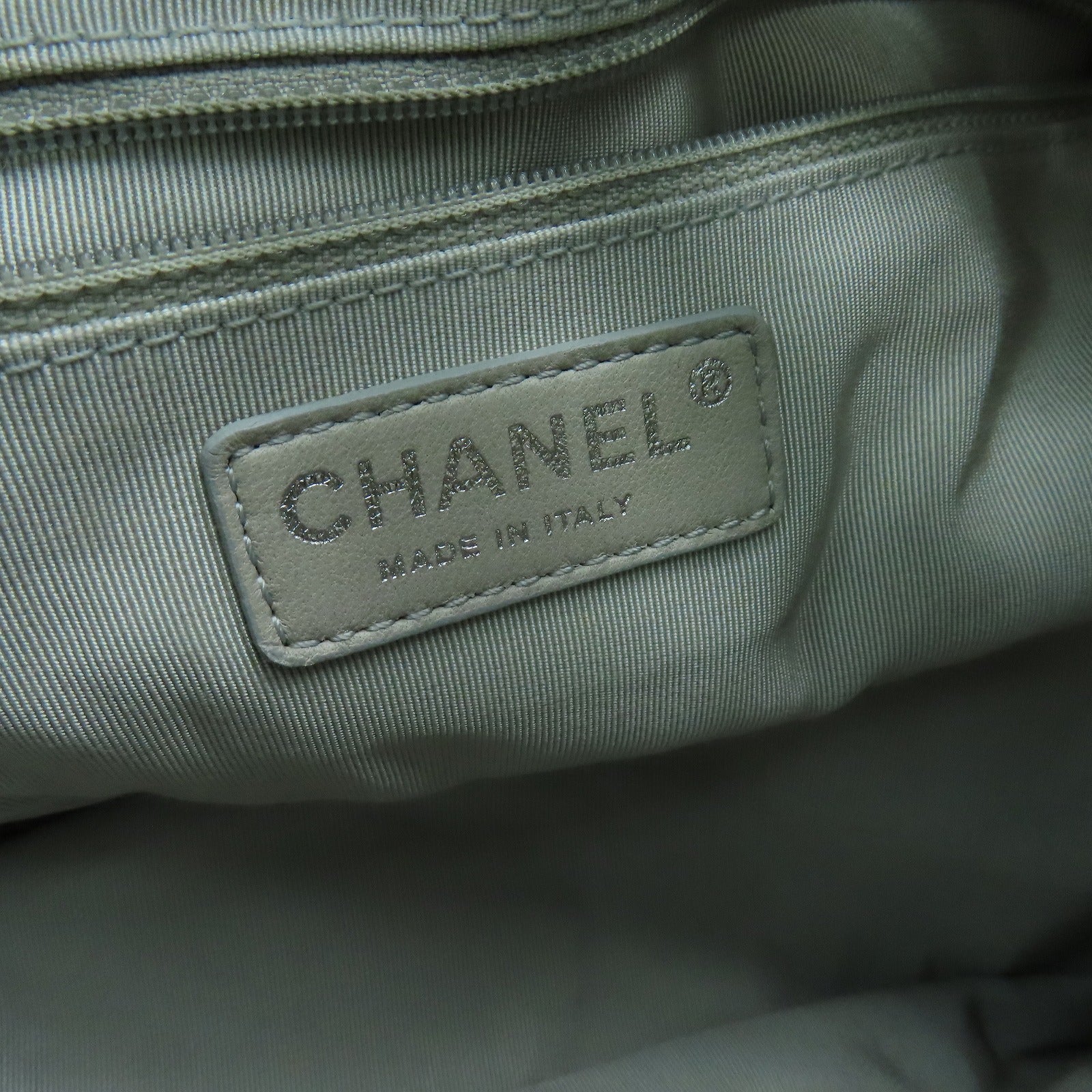 CHANEL 【激減優惠】菱格牛皮皮革Shoulder Bag銀扣肩背袋白色