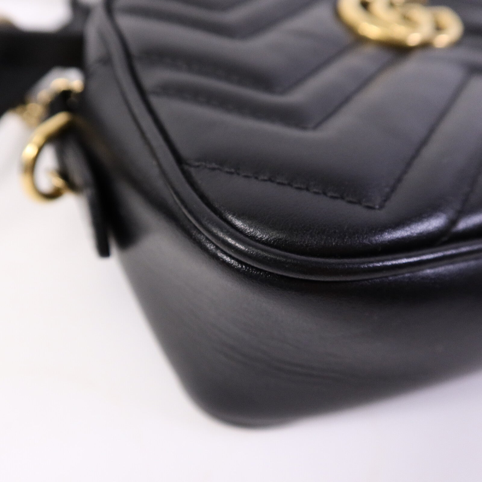GUCCI 牛皮皮革GG Marmont Mini肩背袋
