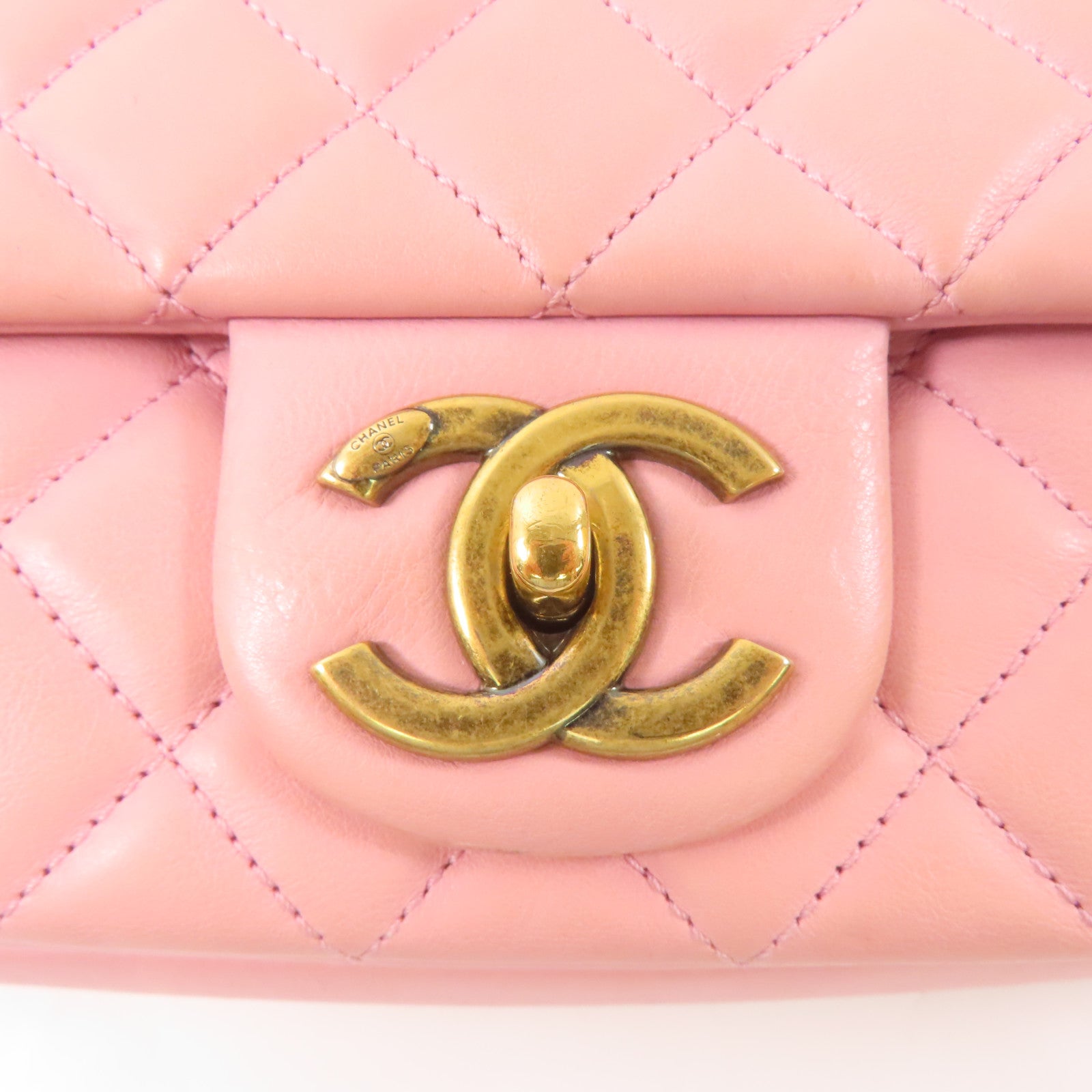 CHANEL 羊皮皮革Chain Shoulder肩背袋粉紅色