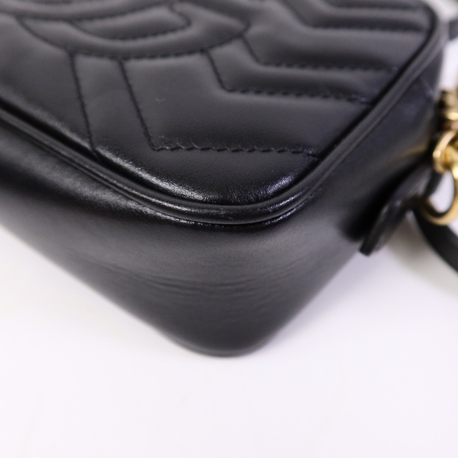 GUCCI 牛皮皮革GG Marmont Mini肩背袋