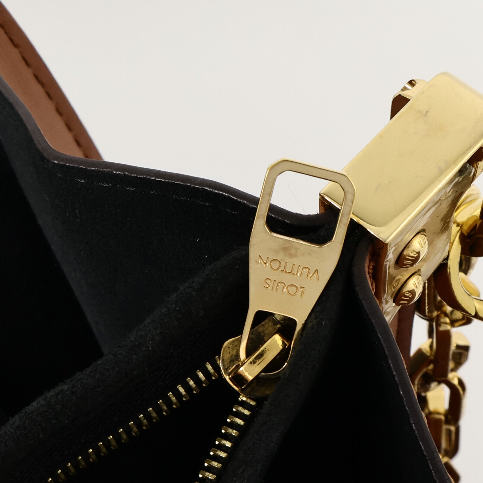 LOUIS VUITTON Monogram Reverse Dauphine MM肩背袋