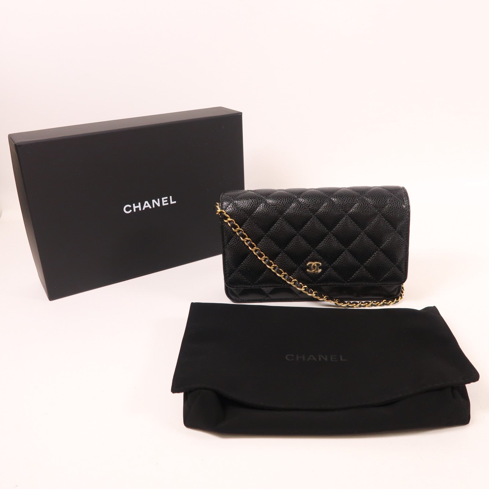 CHANEL 牛皮皮革WOC Wallet On Chain金扣鏈帶肩背袋