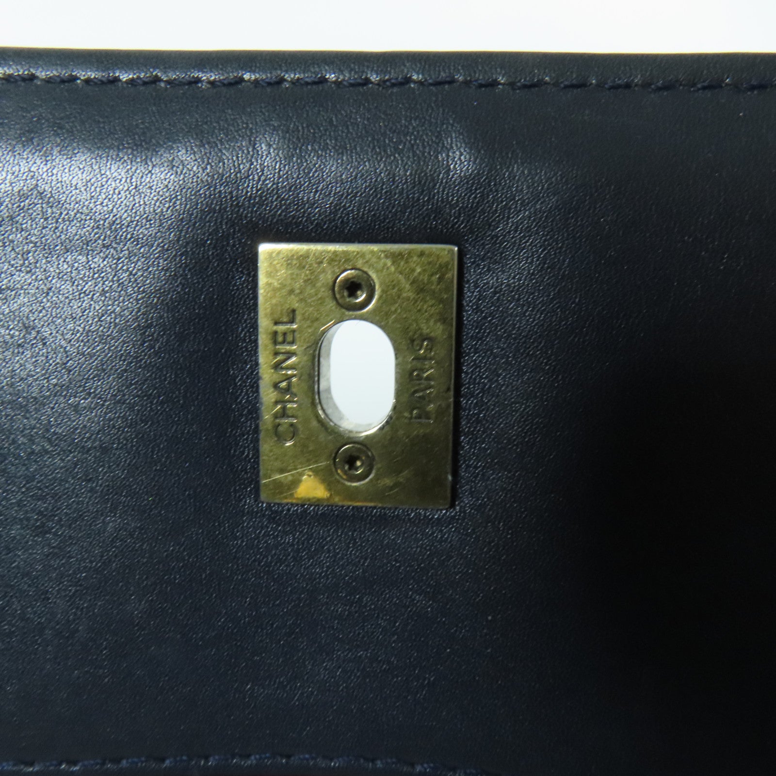 CHANEL 牛皮皮革Chain Shoulder金扣肩背袋