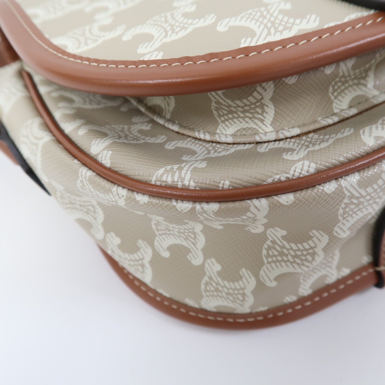 CELINE Triomphe帆布/牛皮皮革Folco Medium Bag金扣肩背袋卡其色/啡色