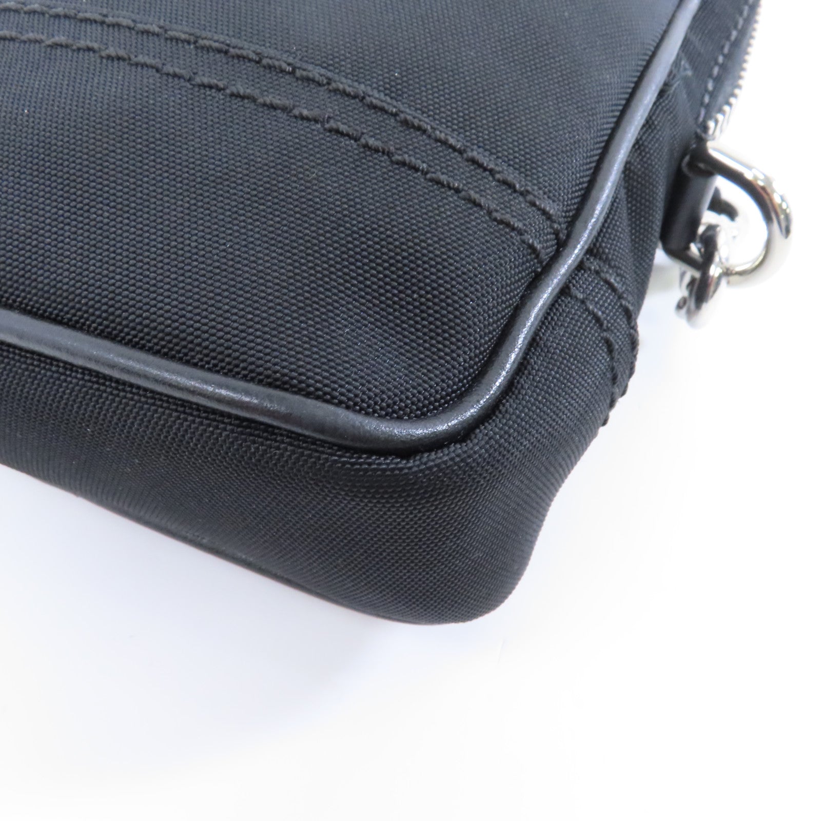 MOSCHINO 尼龍Shoulder Bag銀扣肩背袋黑色