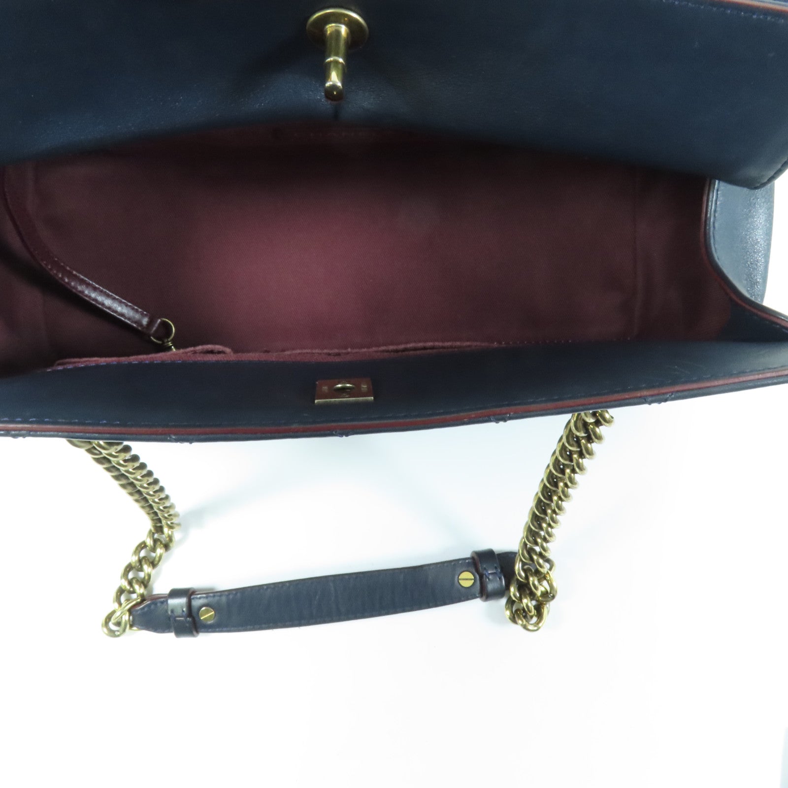 CHANEL 牛皮皮革Chain Shoulder金扣肩背袋