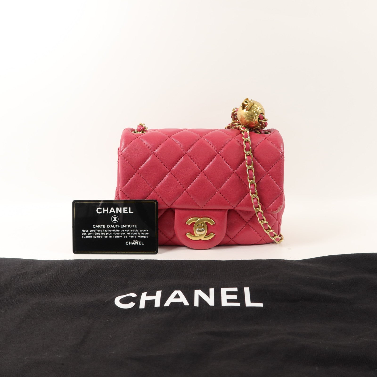 CHANEL 羊皮皮革Mini Classic 17鏈帶肩背袋