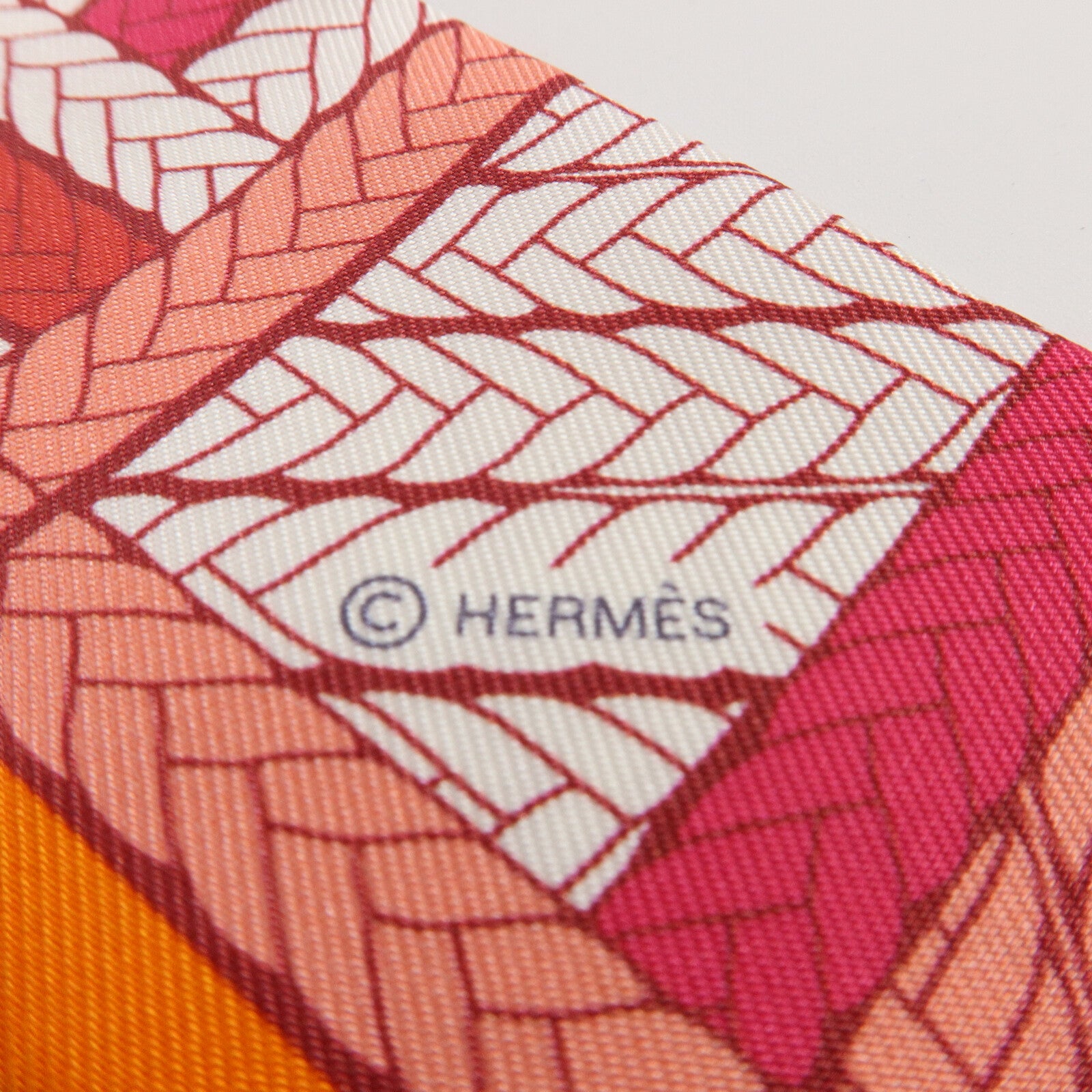 HERMES 絲質Twilly絲巾