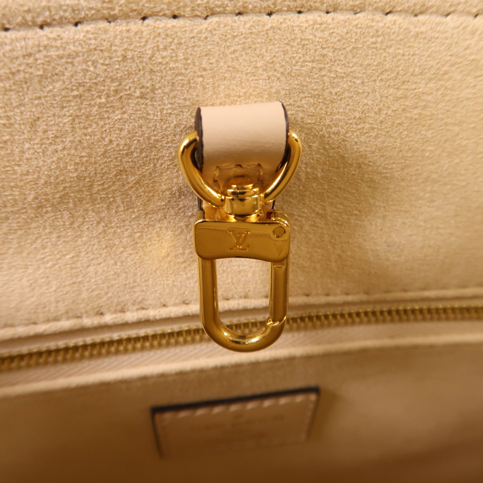 LOUIS VUITTON Monogram Empreinte On The Go PM金扣手挽肩背兩用袋