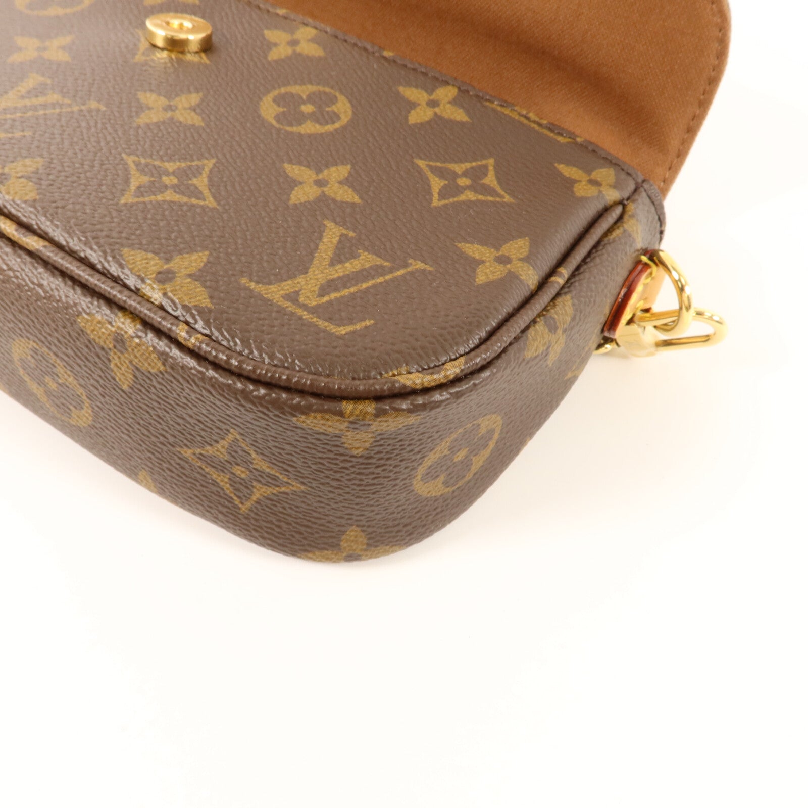 LOUIS VUITTON Monogram Wallet On Chain Ivy金扣肩背袋