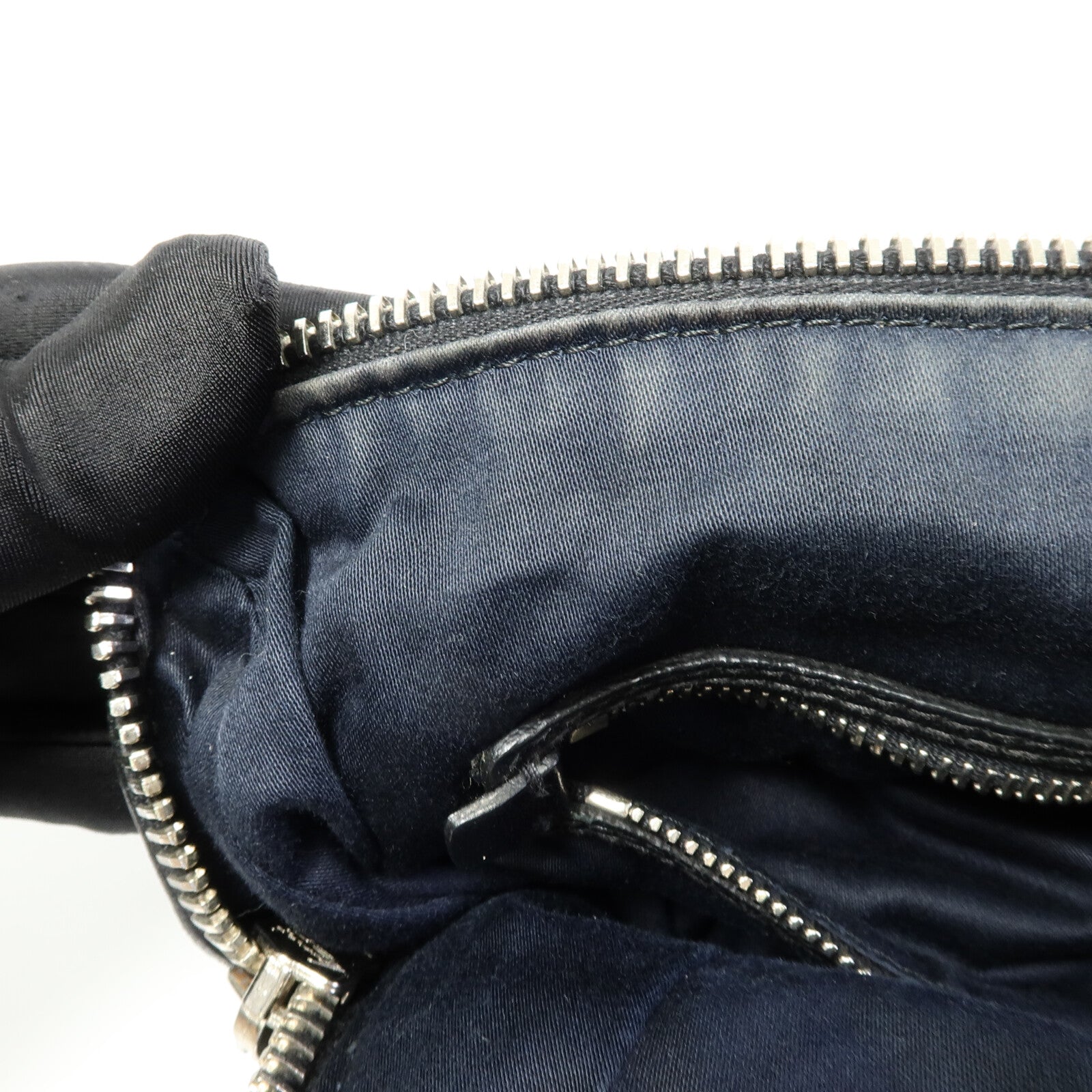 Miu Miu 羊皮皮革Shoulder Bag肩背袋