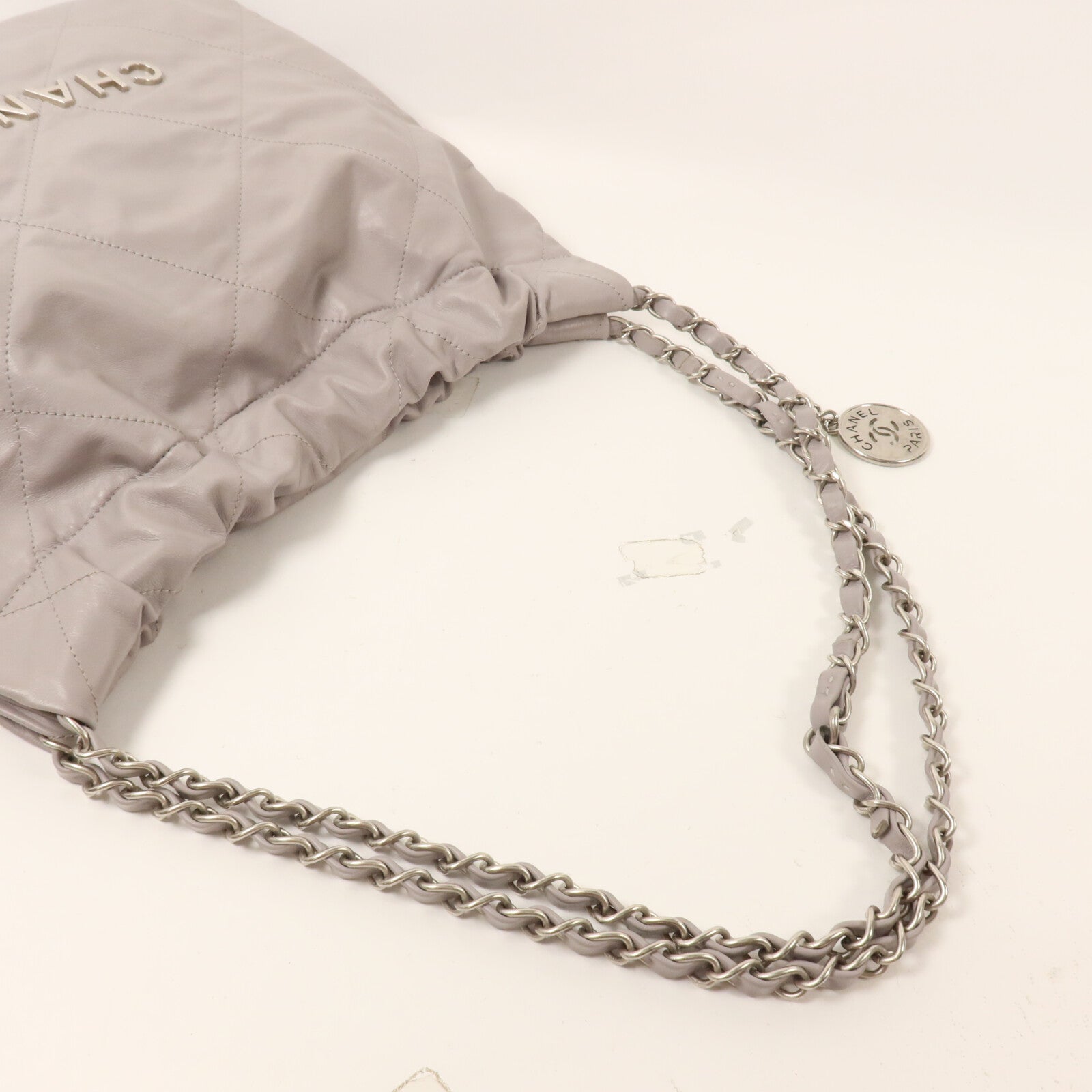 CHANEL 牛皮皮革Chanel 22 Small鏈帶肩背袋