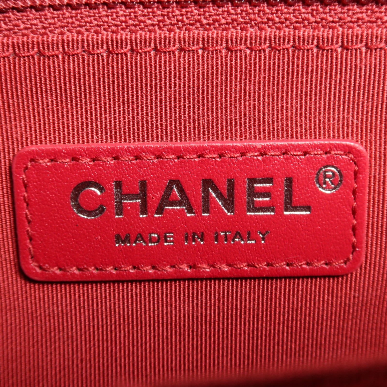 CHANEL 【激減優惠】牛皮皮革Gabrielle Medium鏈帶肩背袋