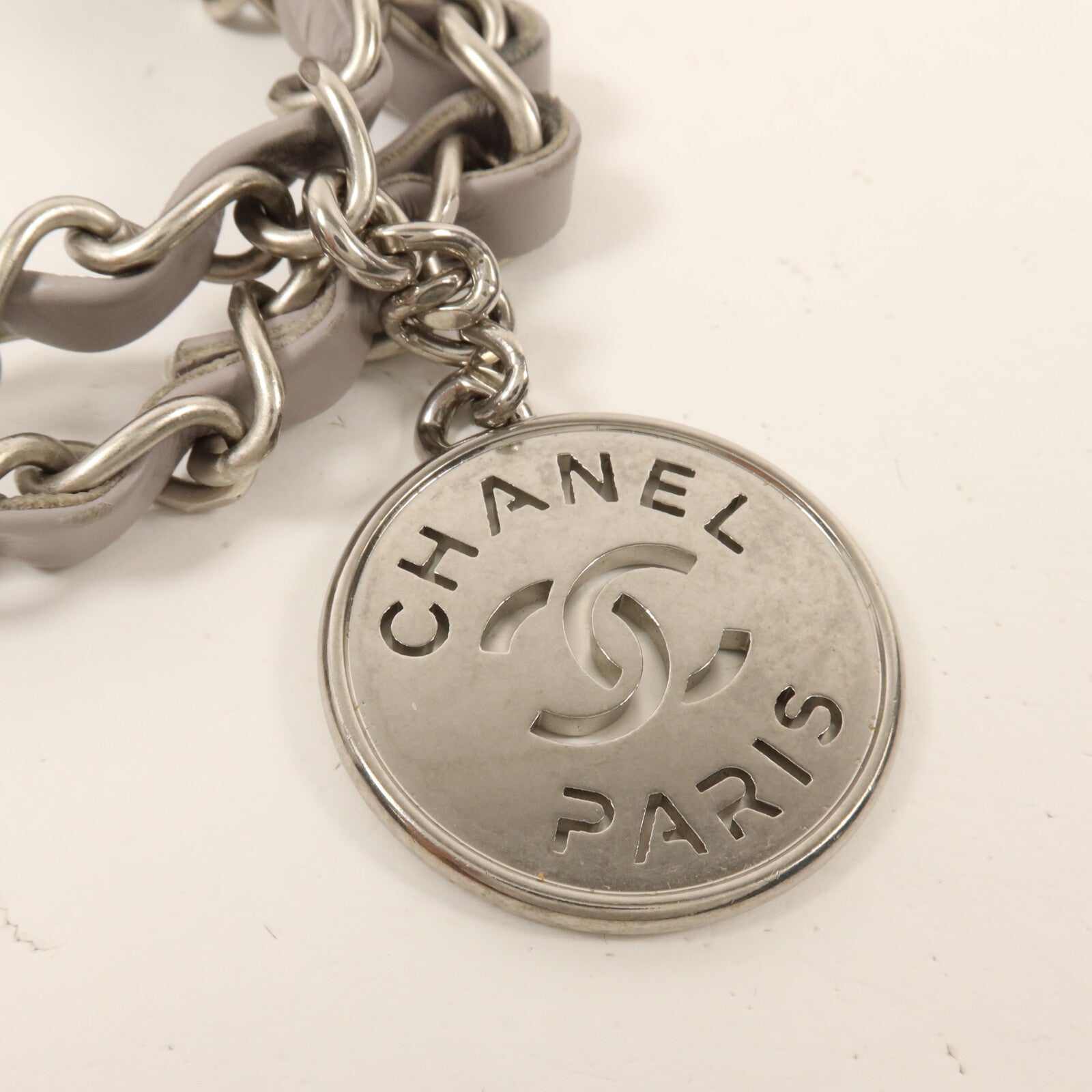 CHANEL 牛皮皮革Chanel 22 Small鏈帶肩背袋