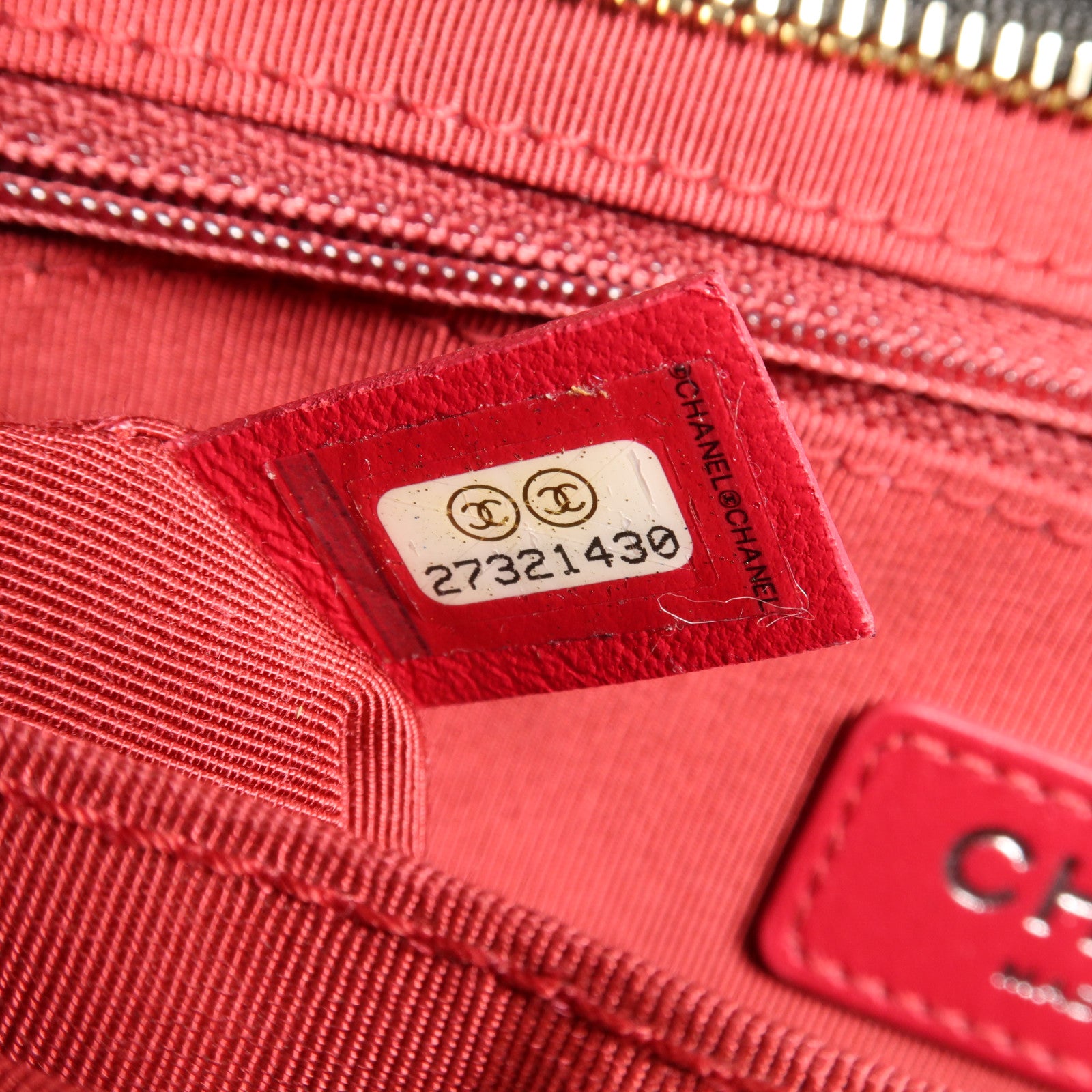 CHANEL 【激減優惠】牛皮皮革Gabrielle Medium鏈帶肩背袋