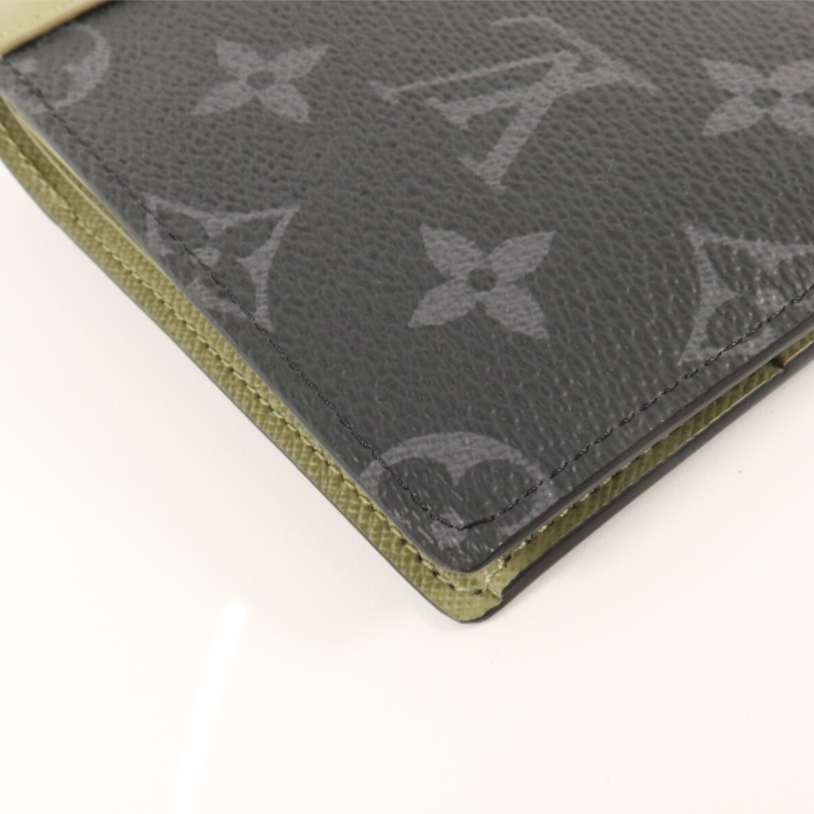 LOUIS VUITTON Monogram Eclipse Slender錢包