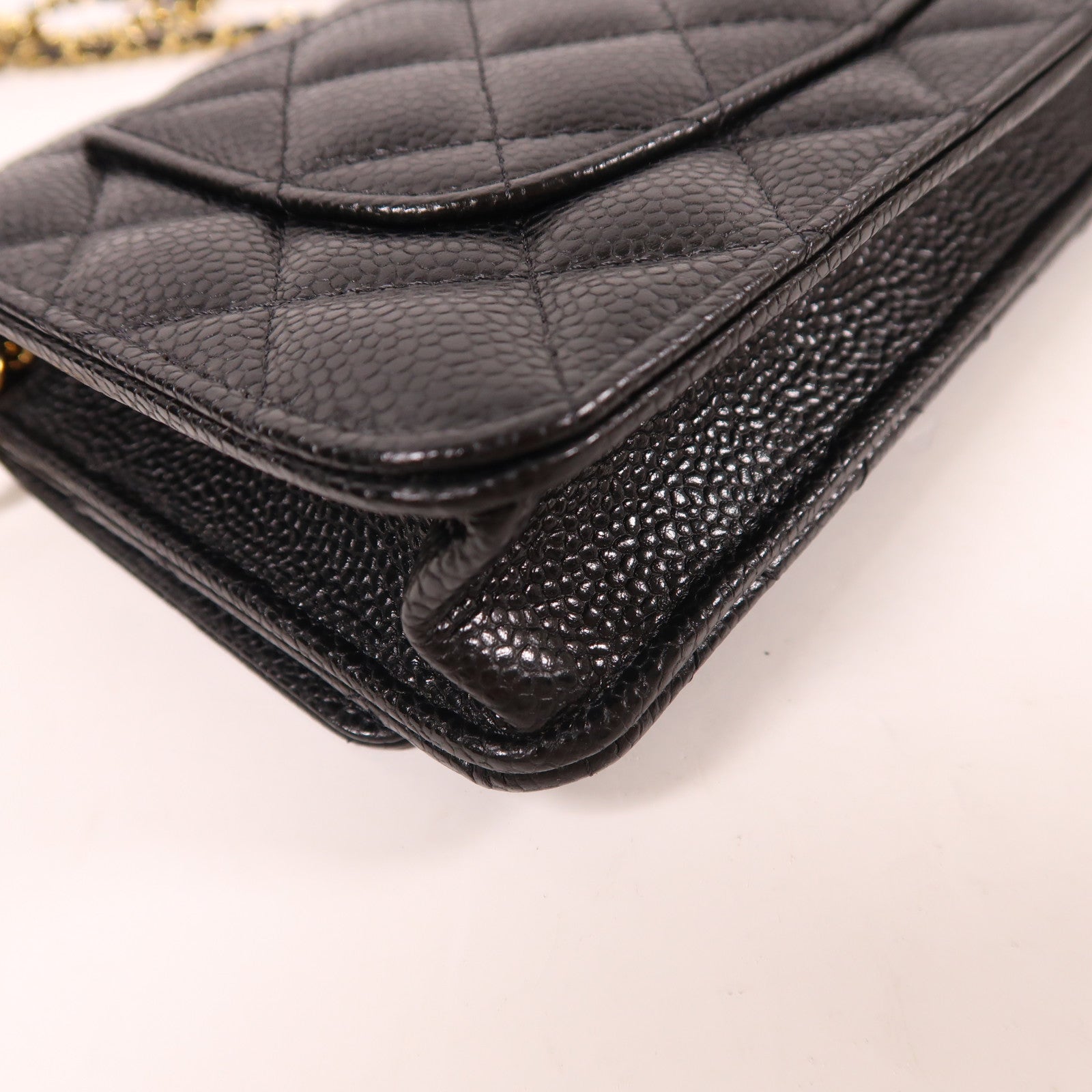 CHANEL 牛皮皮革WOC Wallet On Chain金扣鏈帶肩背袋