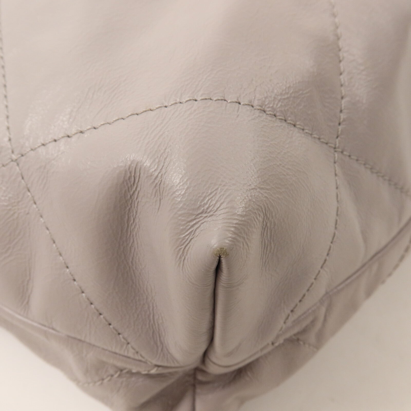 CHANEL 牛皮皮革Chanel 22 Small鏈帶肩背袋