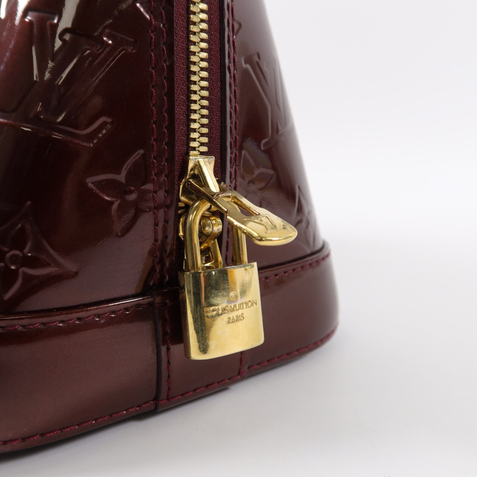 LOUIS VUITTON 漆皮皮革Alma PM手挽袋