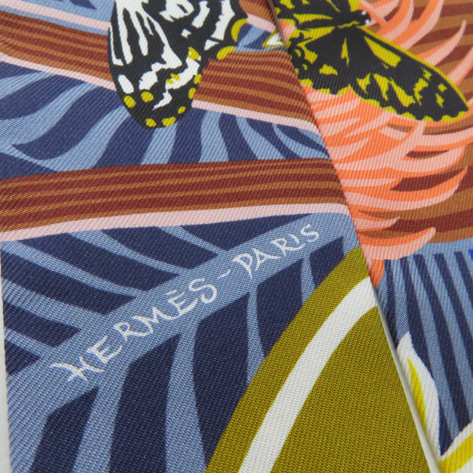 HERMES 絲質Twilly絲巾黑色/橙色