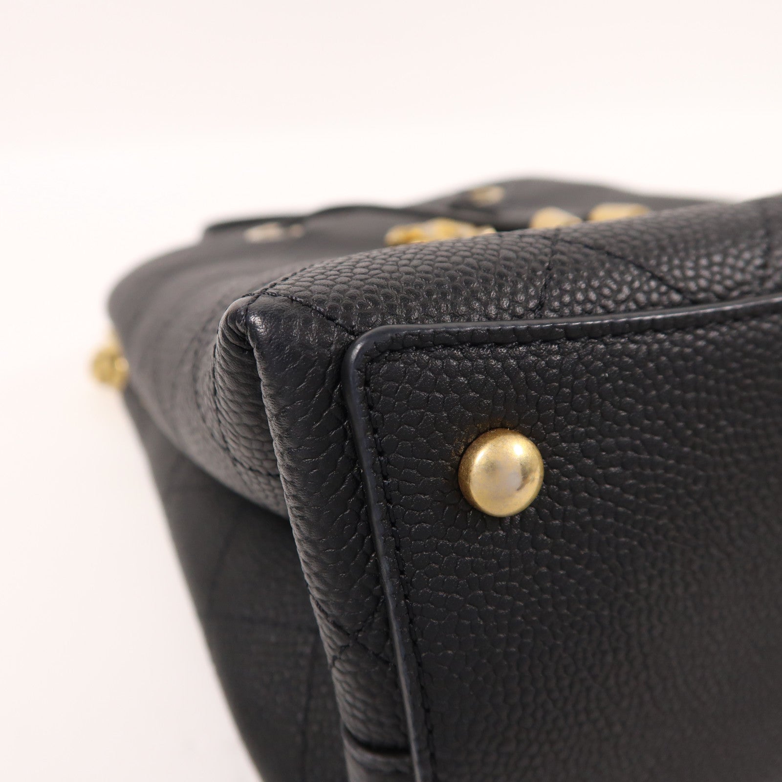 CHANEL 牛皮皮革Bucket Bag金扣手挽肩背兩用袋