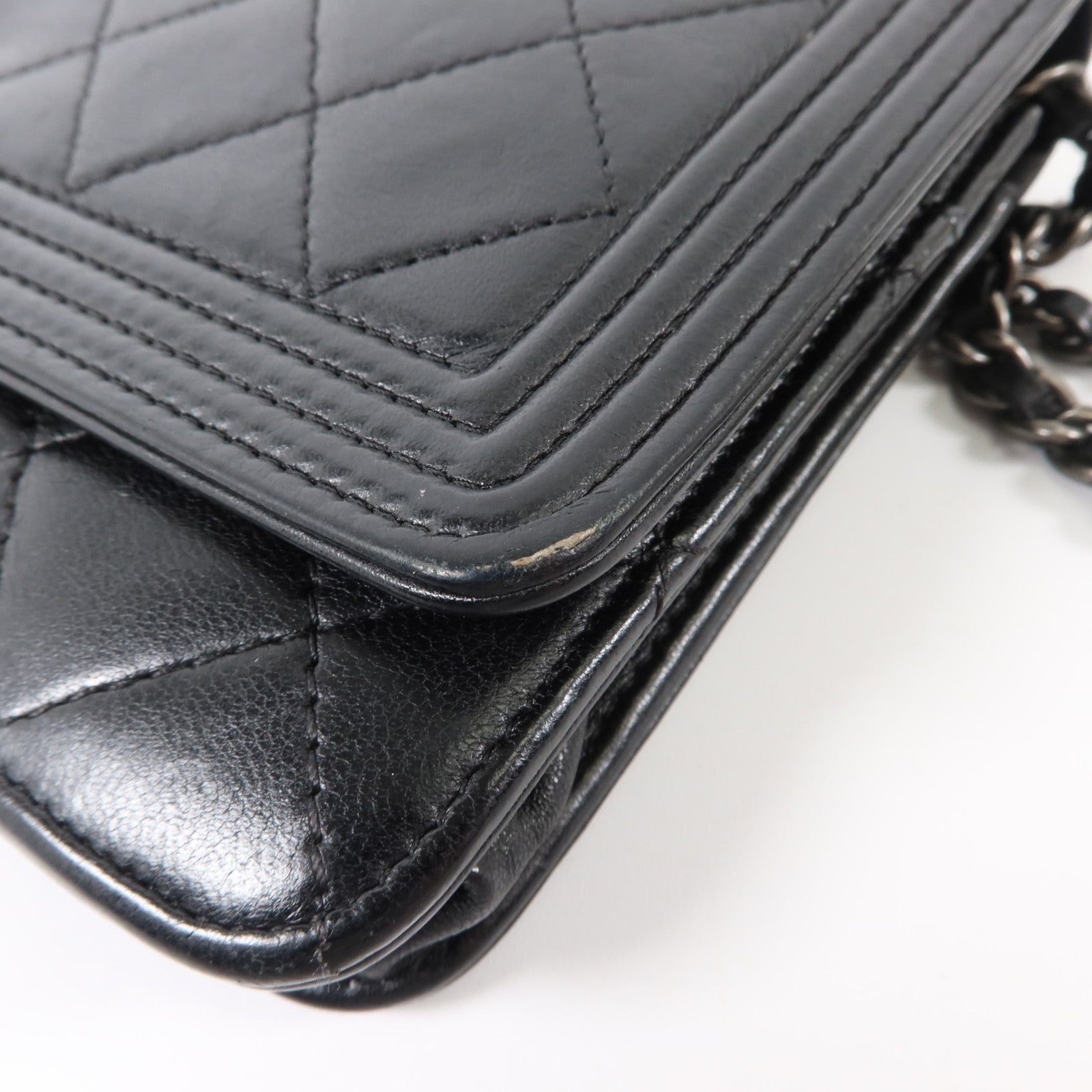CHANEL 羊皮皮革Boy Chanel Wallet on Chain銀扣鏈帶肩背袋