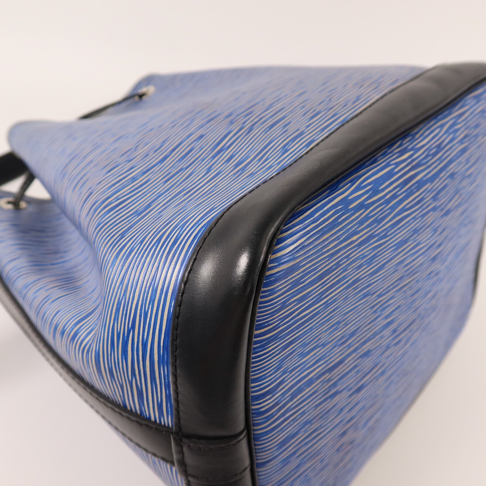 LOUIS VUITTON Epi Petit Noe肩背袋