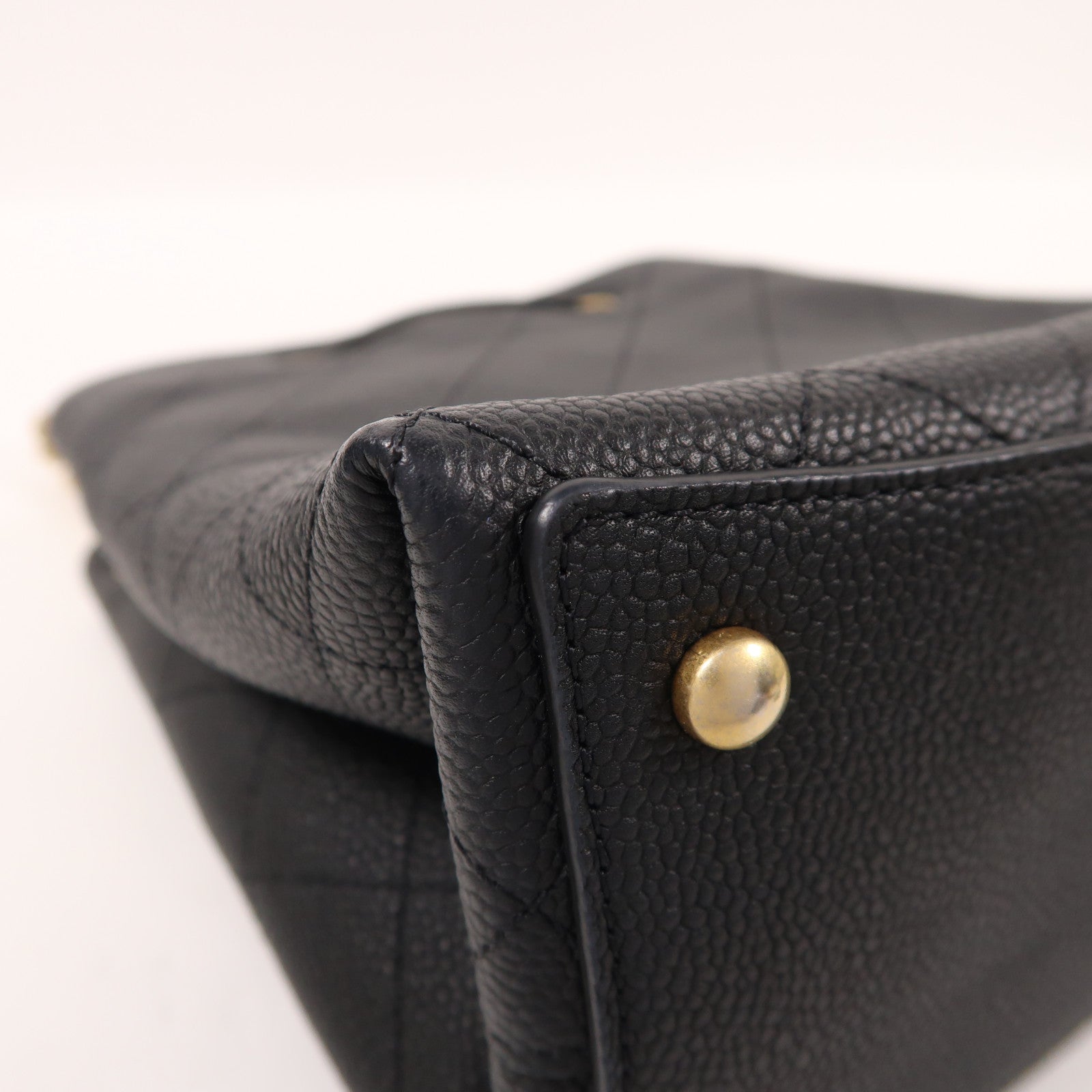 CHANEL 牛皮皮革Bucket Bag金扣手挽肩背兩用袋