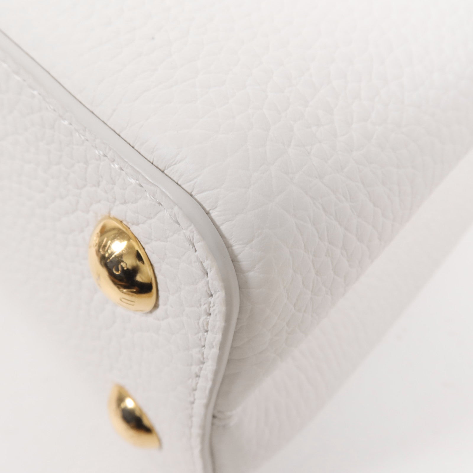 LOUIS VUITTON 牛皮皮革Capucines BB金扣手挽肩背兩用袋