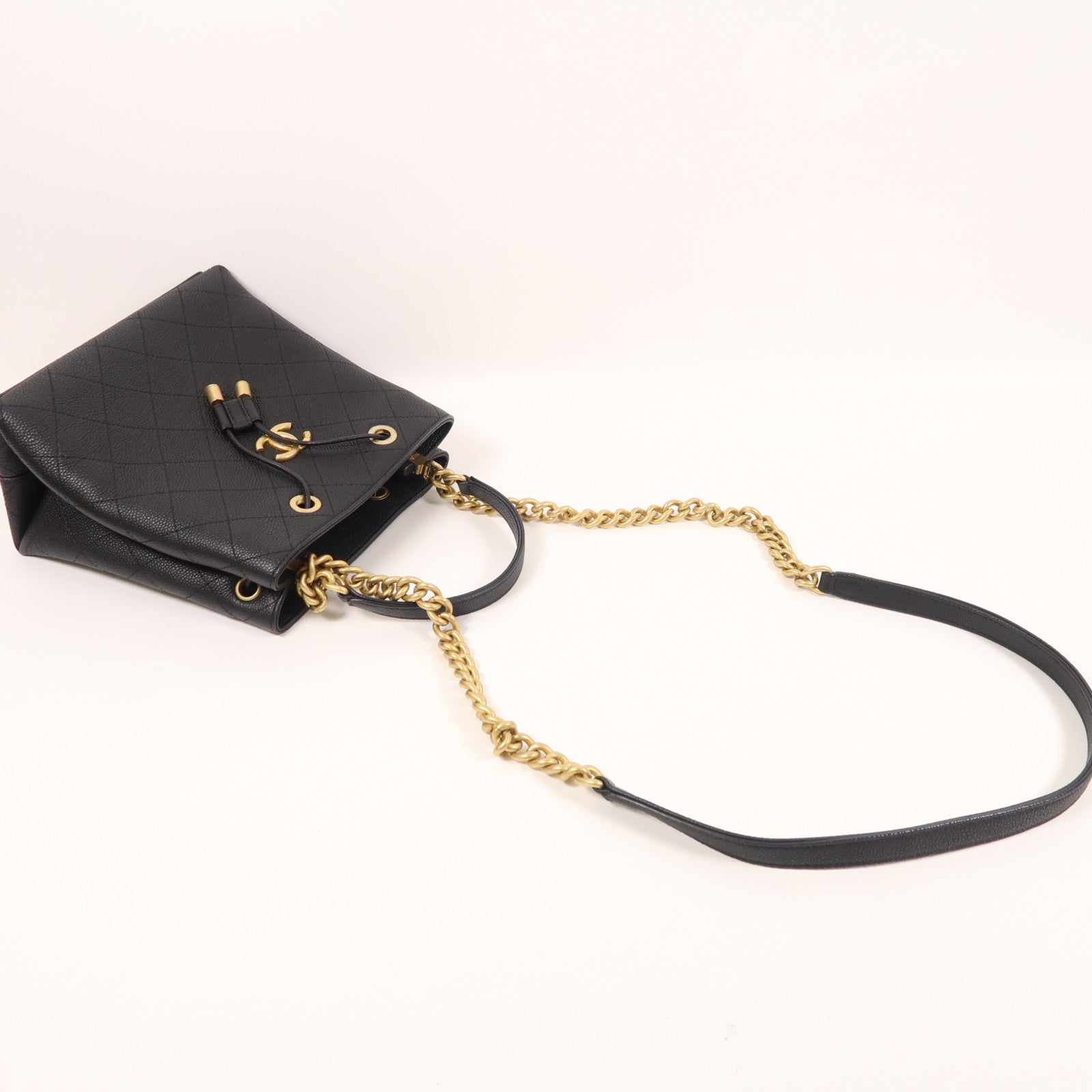 CHANEL 牛皮皮革Bucket Bag金扣手挽肩背兩用袋