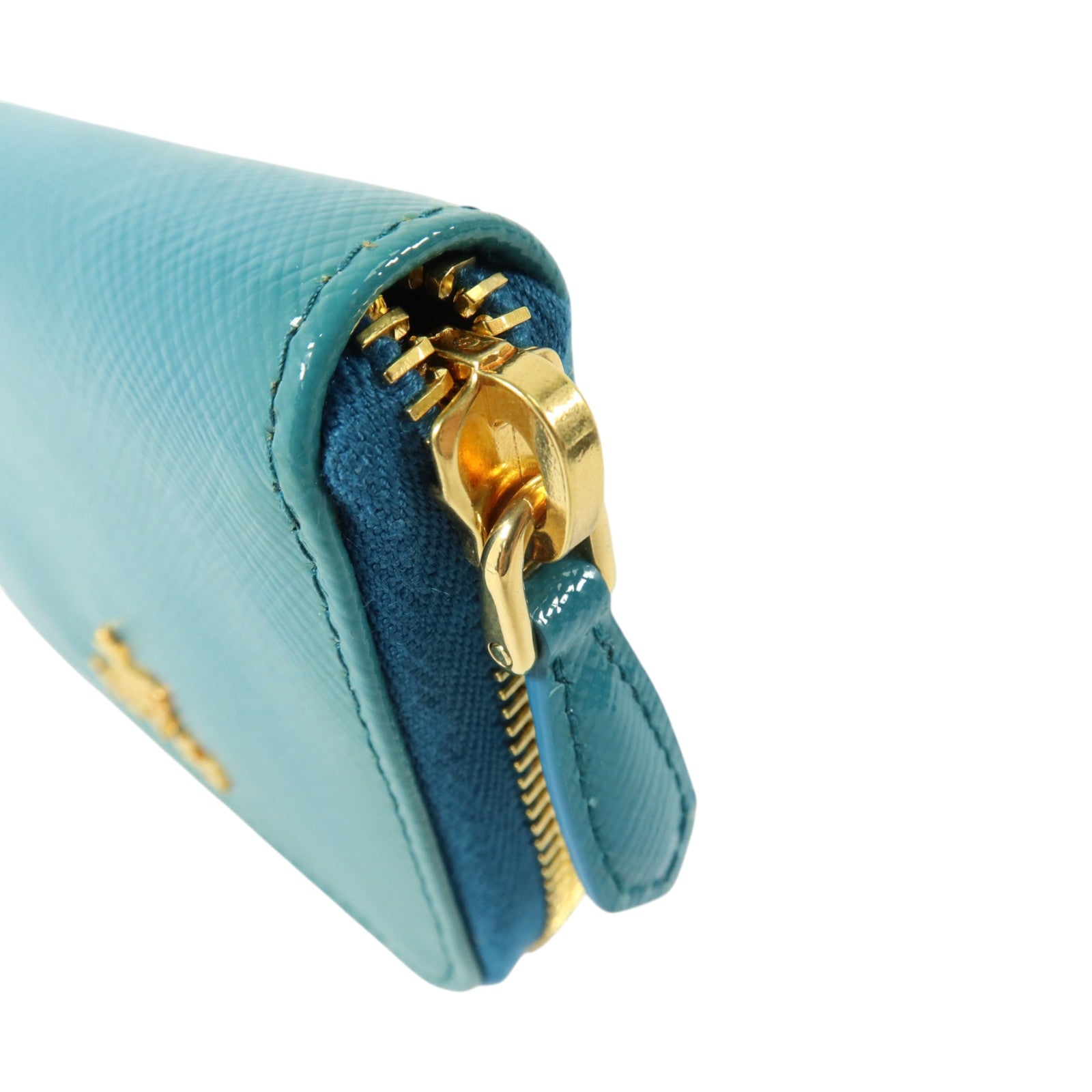 PRADA Saffiano皮革Card Case金扣卡片套