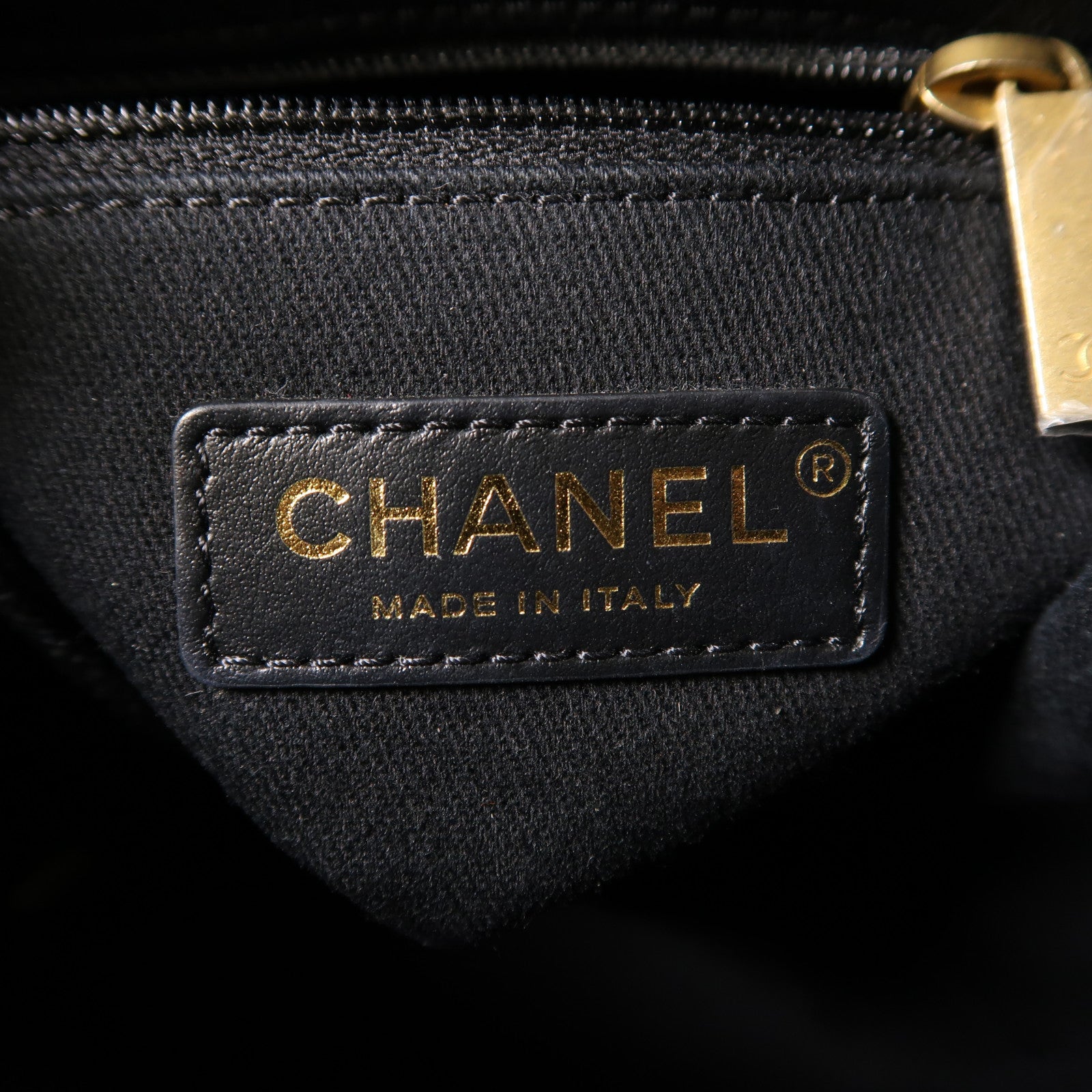 CHANEL 牛皮皮革Bucket Bag金扣手挽肩背兩用袋
