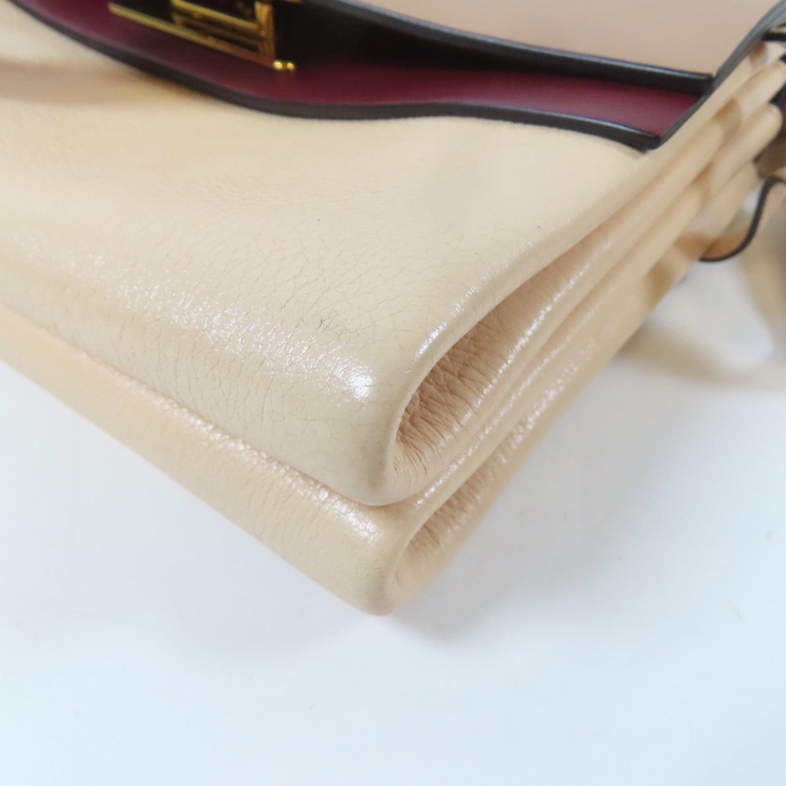 Valentino 【激減優惠】牛皮皮革Shoulder Bag金扣肩背袋杏色/深紅色